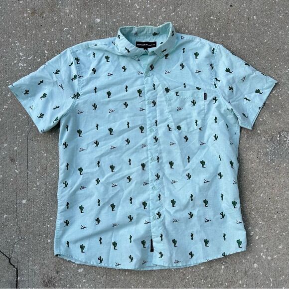 Molokai Surf Co Cactus and Skull Light Blue Casual Men’s Button Down Shirt - Picture 1 of 6